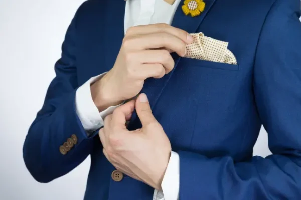 How to Wear a Pocket Square