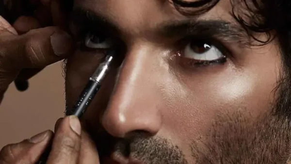 Redefining Grooming by Men’s Makeup