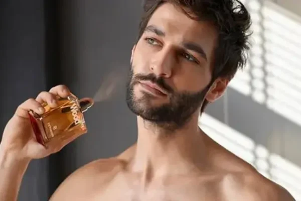 Men’s Fragrances: A Guide to Scents and Cologne Selection for Men